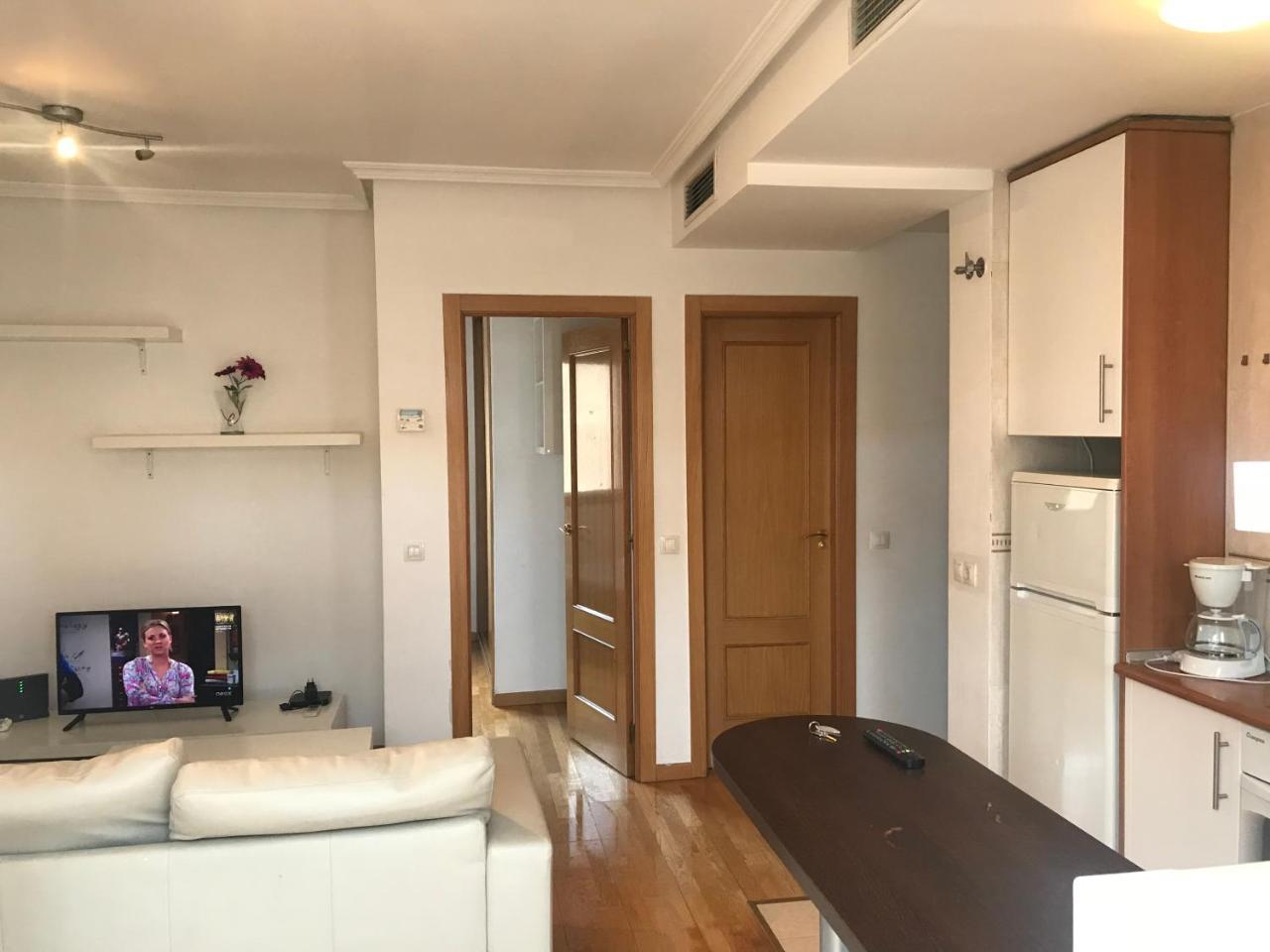 25 Calle De Bustillo Del Oro Apartment *